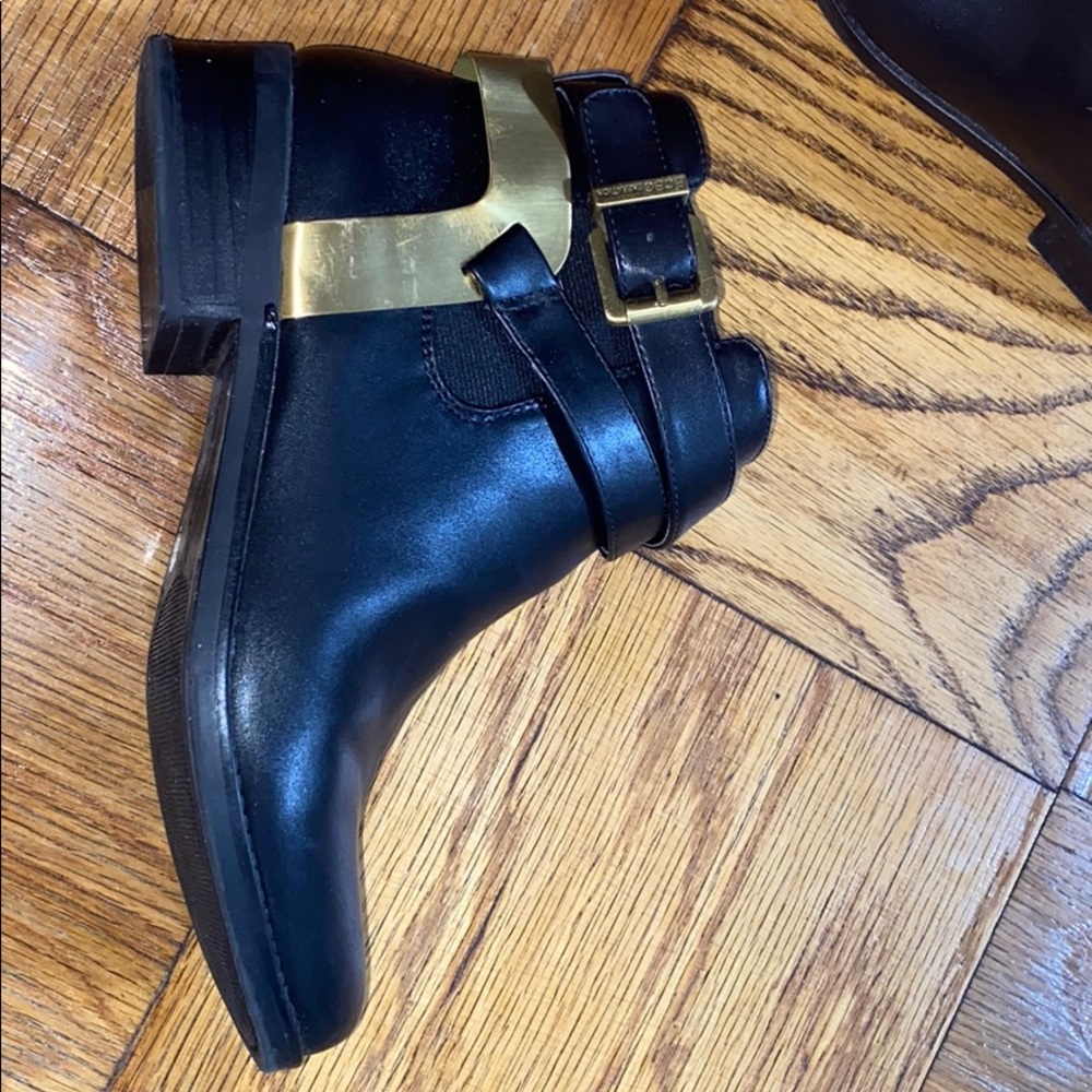 BCBG booties - Picture 5 of 6